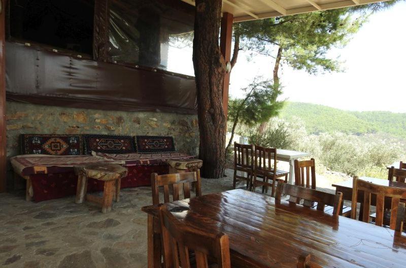 Ida Bay Bungalows Αδραμύττιο Εξωτερικό φωτογραφία